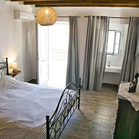 Διαμέρισμα Velanidia Homestay *