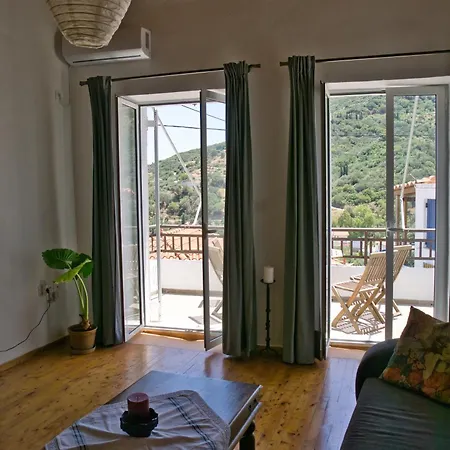 Διαμέρισμα Velanidia Homestay